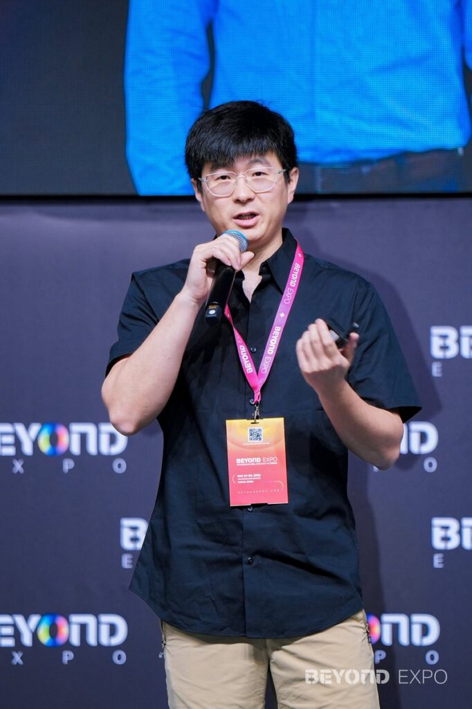 Interlace CEO, Michael Wu, speaking at a web3 event