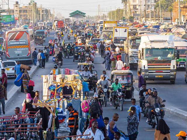 How stablecoins are quietly becoming Africa’s new payment system A busy city in Kampala, Uganda